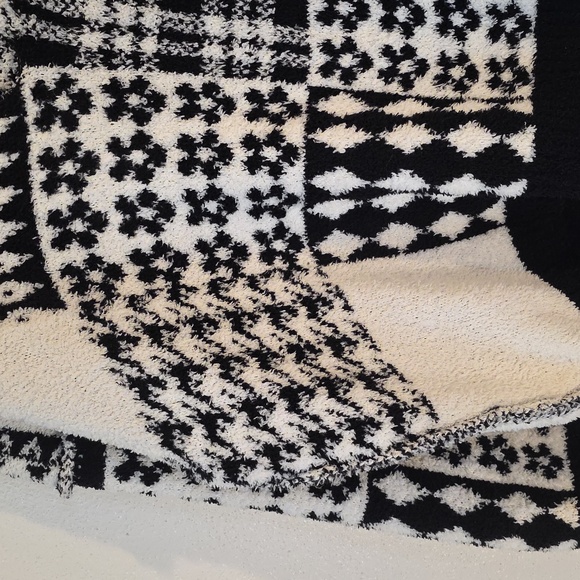 POL Oversized Soft Sweater - Picture 4 of 10